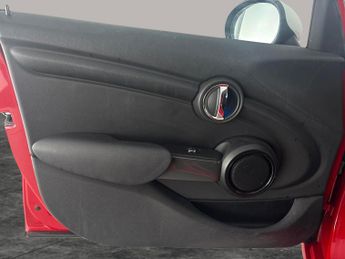 Mini Hatch 1.5 Cooper (136 ps) - PARK SENSORS - MINI EXCITEMENT PACK