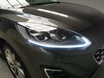 Ford Kuga 2.5 Duratec 14.4kWh Vignale Plug-in CVT (225 ps) - HEATED STEERI