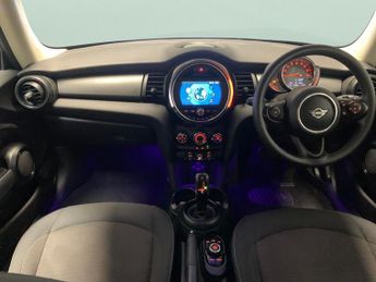 Mini Hatch 1.5 Cooper Classic Steptronic (136 ps) - DAB - USB AUDIO