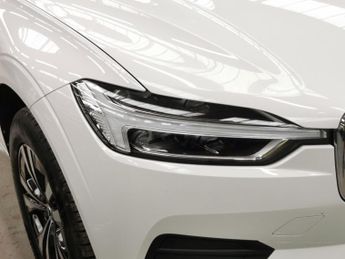 Volvo XC60 2.0 D4 Momentum (190 ps) - LANE DEPARTURE  - B PILLAR VENTILATIO