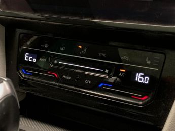 Volkswagen Passat 1.4 TSI 13kWh GTE Plug-in DSG (218 ps) - KEYLESS START - AUTO PA