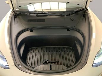 Tesla Model 3 Standard Range Plus RWD (241 bhp) - AUTO PARK - LED - REVERSE CA