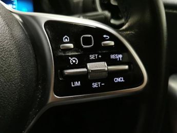 Mercedes-Benz A Class 1.5 A180d Sport 7G-DCT (116 ps) - BLUETOOTH - DRIVING MODES - PA