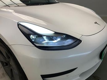 Tesla Model 3 Standard Range Plus RWD (241 bhp) - AUTO PARK - LED - REVERSE CA