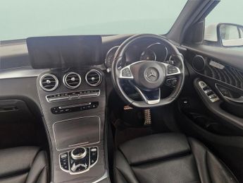 Mercedes-Benz GLC 2.1 GLC220d AMG Line G-Tronic 4MATIC (170 ps) - NAV - KEYLESS-GO