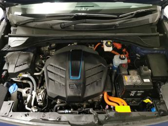 Kia Niro 64kWh 4+ (201 bhp) - NAV - HEATED STEERING - BLIND SPOT ASSIST