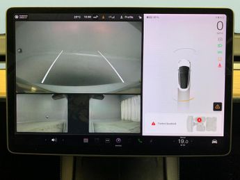 Tesla Model 3 Standard Range Plus RWD (241 bhp) - AUTO PARK - LED - REVERSE CA