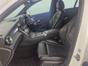 Mercedes-Benz GLC 2.1 GLC220d AMG Line G-Tronic 4MATIC (170 ps) - NAV - KEYLESS-GO