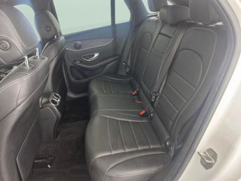 Mercedes-Benz GLC 2.1 GLC220d AMG Line G-Tronic 4MATIC (170 ps) - NAV - KEYLESS-GO