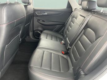 MG Mg Hs 1.5 T-GDI Excite DCT (162 ps) - NAV - LANE DEPARTURE  - BLIND SP