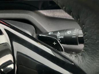 Peugeot 308 SW 1.5 BlueHDi Allure Premium EAT (130 ps) - LED - REVERSE CAM - NA