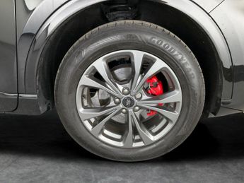 Ford Kuga 2.5 EcoBoost Duratec 14.4kWh ST-Line Plug-in CVT (225 ps) - LED