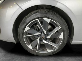 Peugeot 308 SW 1.5 BlueHDi Allure Premium EAT (130 ps) - LED - REVERSE CAM - NA