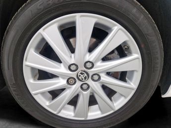 Toyota Yaris 1.5 VVT-h Icon E-CVT (116 ps) - AIR CON - AUTO HEADLIGHTS - DAB