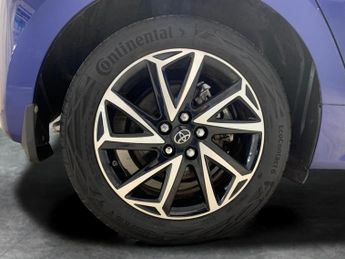 Toyota Yaris 1.5 VVT-h Design E-CVT (116 ps) - BLUETOOTH - AIR CON - AUTO HEA