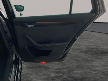Skoda Superb 1.4 TSI iV 13kWh SportLine Plus Plug-in DSG (218 ps) - ADAPT CRU