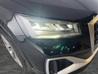 Audi Q2 1.5 TFSI CoD 35 S line S Tronic (150 ps) - B&O AUDIO - LED - REV