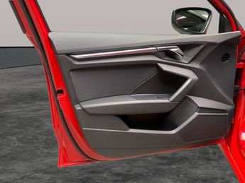 Audi A3 1.4 TFSIe 40 Sport Sportback Plug-in S Tronic 13kWh (204 ps) - M