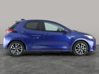 Toyota Yaris 1.5 VVT-h Design E-CVT (116 ps) - BLUETOOTH - AIR CON - AUTO HEA