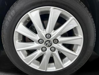 Toyota Yaris 1.5 VVT-h Icon E-CVT (116 ps) - AIR CON - AUTO HEADLIGHTS - DAB