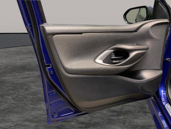 Toyota Yaris 1.5 VVT-h Design E-CVT (116 ps) - BLUETOOTH - AIR CON - AUTO HEA