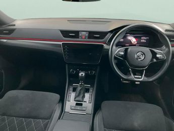 Skoda Superb 1.4 TSI iV 13kWh SportLine Plus Plug-in DSG (218 ps) - ADAPT CRU