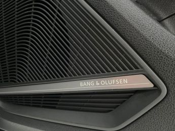 Audi Q2 1.5 TFSI CoD 35 S line S Tronic (150 ps) - B&O AUDIO - LED - REV