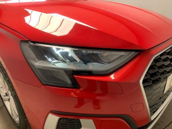 Audi A3 1.4 TFSIe 40 Sport Sportback Plug-in S Tronic 13kWh (204 ps) - M