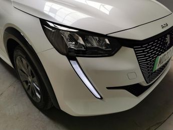 Peugeot E-208 50kWh Allure Premium (7kW Charger) (136 ps) - REVERSE CAM - NAV 