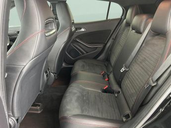 Mercedes-Benz GLA 2.1 GLA220d AMG Line 7G-DCT 4MATIC (177 ps) - BLUETOOTH - DRIVIN