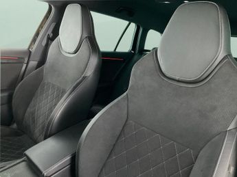 Skoda Superb 1.4 TSI iV 13kWh SportLine Plus Plug-in DSG (218 ps) - ADAPT CRU