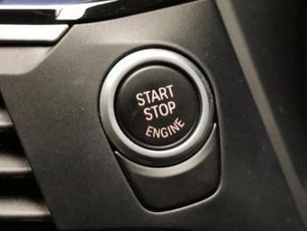 BMW X3 2.0 20d MHT xLine xDrive (190 ps) - ADAPTIVE LED LIGHTS - BLUETO