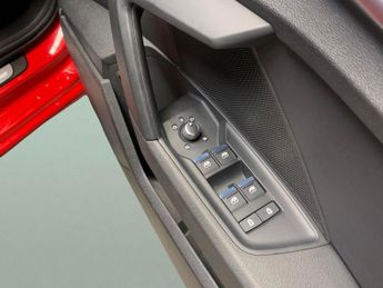 Audi A3 1.4 TFSIe 40 Sport Sportback Plug-in S Tronic 13kWh (204 ps) - M