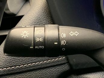 Toyota RAV4 2.5 VVT-h Icon CVT (218 ps) - BLUETOOTH - SPEED LIMIT RECOG - 17