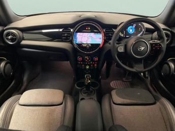 Mini Electric Hatch Cooper SE 32.6kWh Level 2 (184 ps) - INTERIOR LIGHT PACK - NAVIG