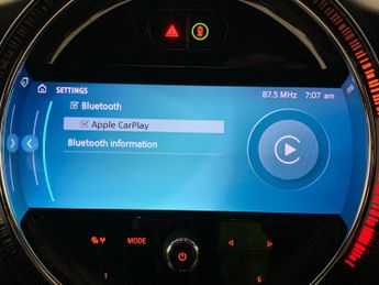 Mini Electric Hatch Cooper SE 32.6kWh Level 2 (184 ps) - INTERIOR LIGHT PACK - NAVIG