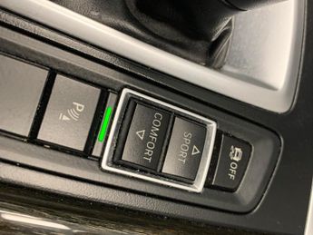 BMW X5 3.0 30d M Sport xDrive (258 ps) - SOFT CLOSE DOORS - COLD WEATHE