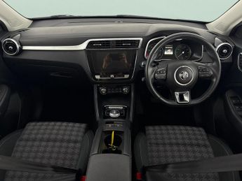 MG MG ZS 44.5kWh Excite (143 ps) - LANE DEPARTURE  - BLUETOOTH - DRIVING 