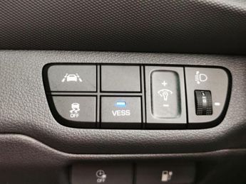 Hyundai Ioniq 38.3kWh Premium (136 ps) - REVERSE CAM - NAV - HEATED SEATS