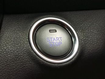 Hyundai Ioniq 38.3kWh Premium (136 ps) - REVERSE CAM - NAV - HEATED SEATS
