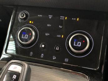 Land Rover Range Rover Evoque 1.5 P300e 12.2kWh R-Dynamic S Plug-in 4WD (309 ps) - REVERSE CAM