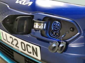 Kia Niro 64kWh 2 (201 bhp) - 17IN ALLOYS - AIR CON - PARK SENSORS