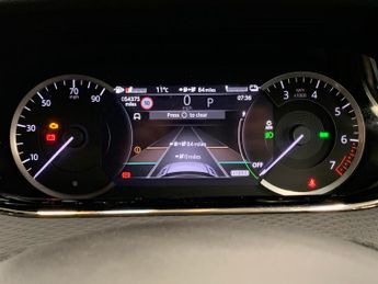 Land Rover Range Rover Evoque 1.5 P300e 12.2kWh R-Dynamic S Plug-in 4WD (309 ps) - REVERSE CAM