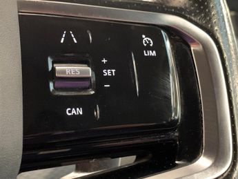 Land Rover Range Rover Evoque 1.5 P300e 12.2kWh R-Dynamic S Plug-in 4WD (309 ps) - REVERSE CAM