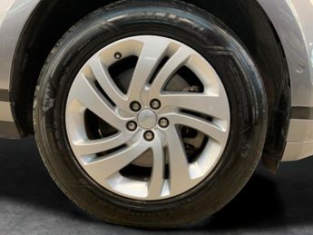 Land Rover Range Rover Evoque 1.5 P300e 12.2kWh R-Dynamic S Plug-in 4WD (309 ps) - REVERSE CAM