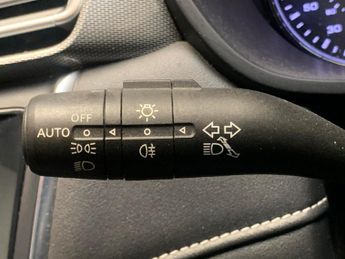 MG Mg5 52.5kWh Excite (156 ps) - AUTO HEADLIGHTS - DAB - USB AUDIO