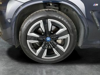 BMW iX3 80kWh M Sport (286 ps) - DRIVING ASSISTANT - AUTO PARK - REVERSE