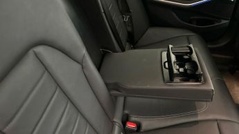 BMW 3 Series 2.0 320i M Sport (184 ps) - SUN PROTECTION GLASS - HEATED SEATS