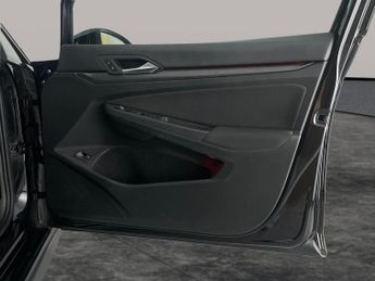 Volkswagen Golf 1.4 TSI 13kWh GTE Plug-in DSG (245 ps) - ADAPT CRUISE - NAV - CA