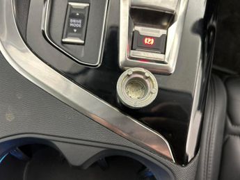 Peugeot 3008 1.6 13.2kWh Allure Premium Plug-in e-EAT (225 ps) - REVERSE CAM 